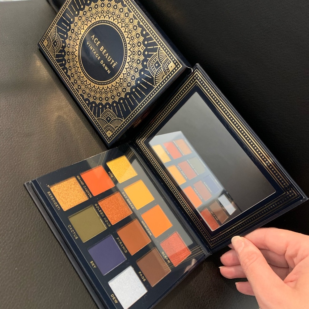 Ace Beaute eye shadow pallet